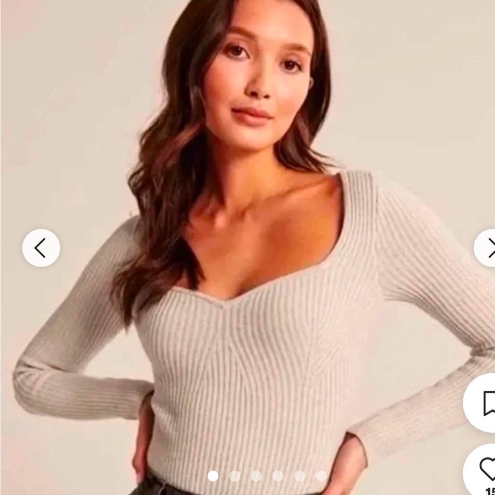 Women's Ribbed Sweater - Light Gray
